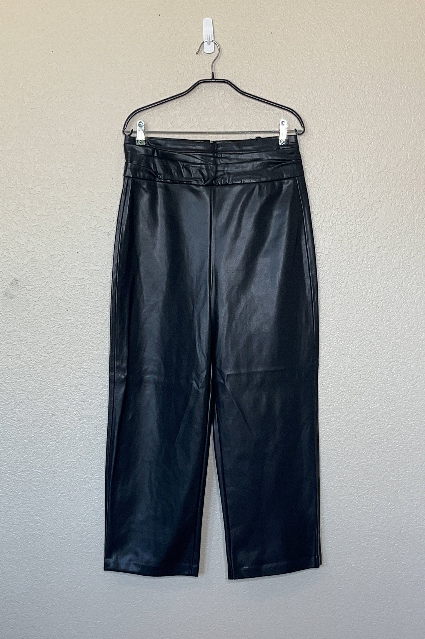 BlankNYC Faux Leather Crop Pants Sz. 30